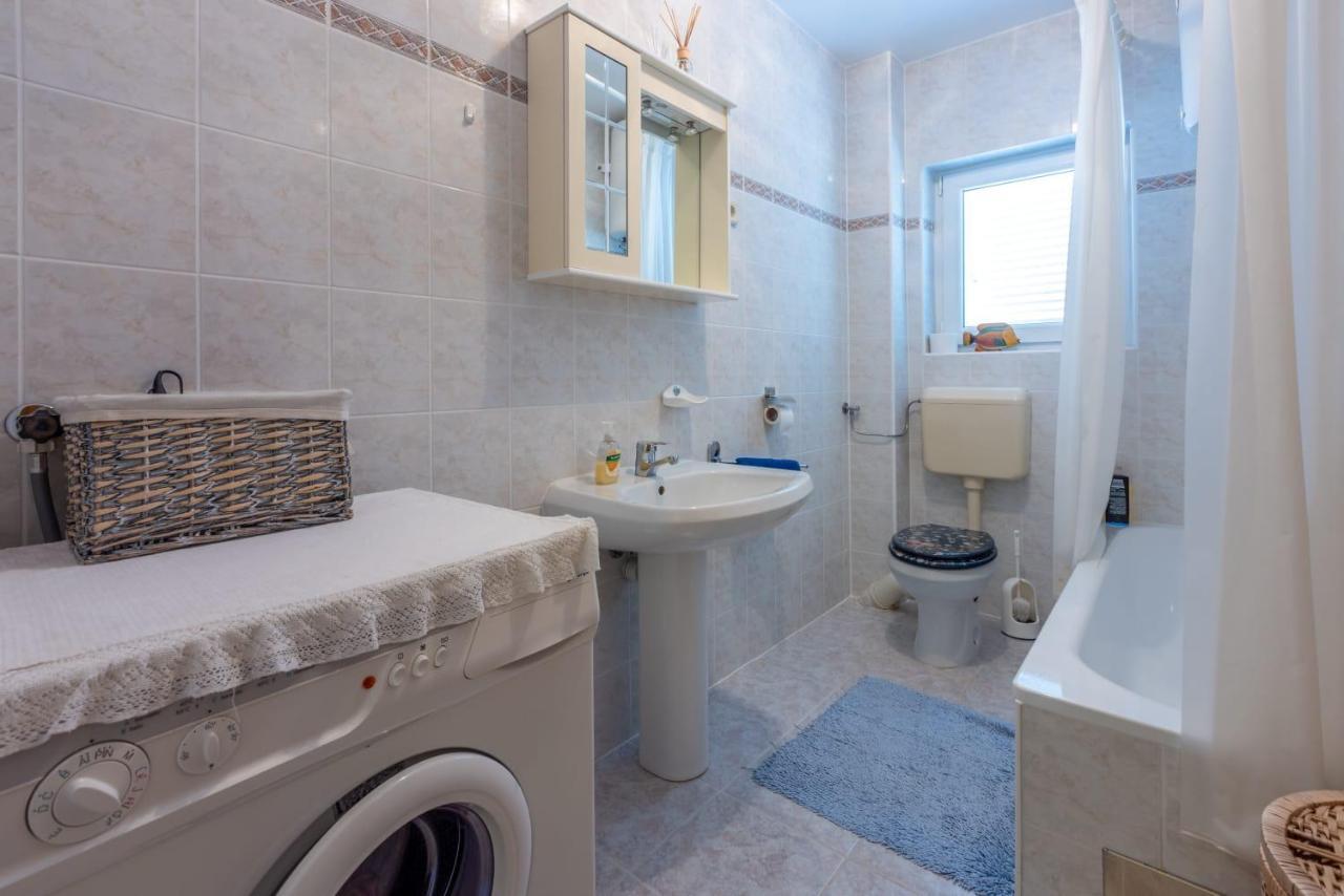 Apartman Teo Dramalj Exteriör bild